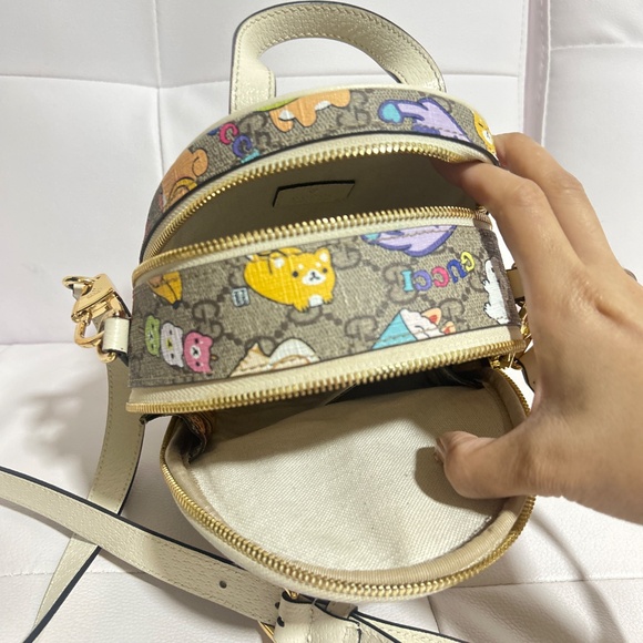 Cute kawaii crossbody bag-barely used - Picture 3 of 5